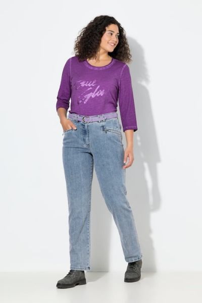 Slika Traperice s blago suženim nogavicama