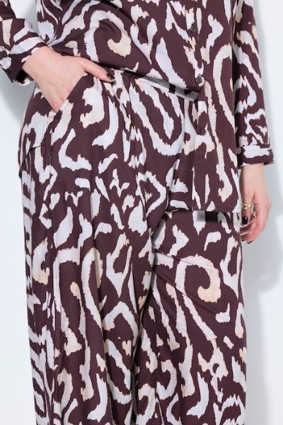 Slika Hlače širokih nogavica visokog struka