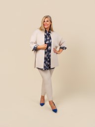 Moda za močnejše postave – pletena jopa